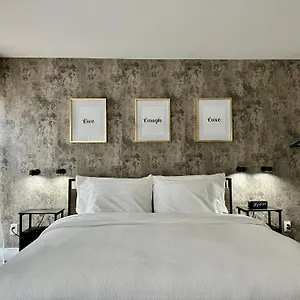 Luxe: Modern Retreat In The City Seattle